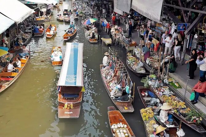 Private Damnoen Saduak and Maeklong Railway Market Tour(min 2pax) - A slower ride through Damnoen Saduaks canals