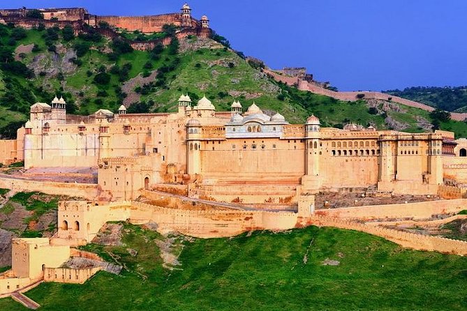 Private Day Tour Delhi To Jaipur By Train - Meeting your Jaipur representative at 10:30 a.m.