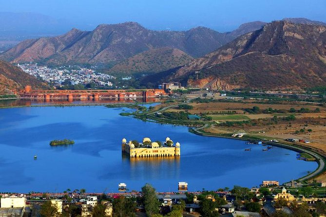Private Day Tour Delhi To Jaipur By Train - City Palace adds Jaipur’s royal center
