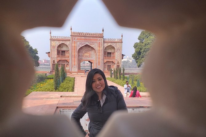 Private Day Tour of Taj Mahal by India's Fastest Train or Car - All Inclusive - Reaching Agra by Gatimaan Express or air-conditioned car