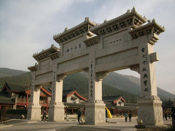 Private Day Tour to Shaolin Temple from Beijing by Bullet Train with Kungfu Show - The Bullet Train to Zhengzhou