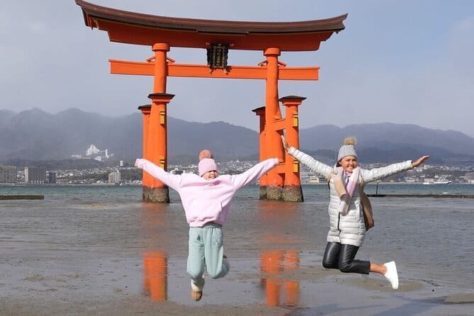 Private Day Trip To Hiroshima from Kyoto or Osaka by Bullet Train - Kyoto, Osaka, and the long ride west