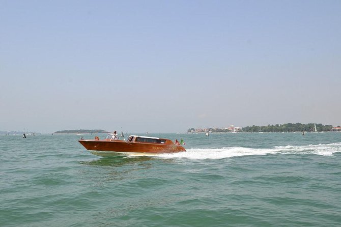 Private Departure Transfer: Venice Hotels to Venice Train or Bus Station - The ride to Santa Lucia Station