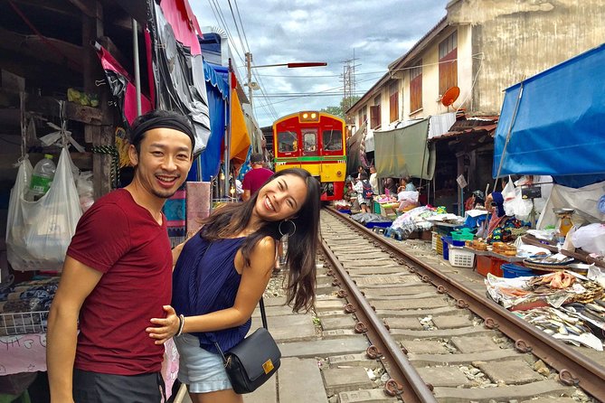 Private Excursion to Maeklong Railway and Floating Markets - Should you book this private market trip?