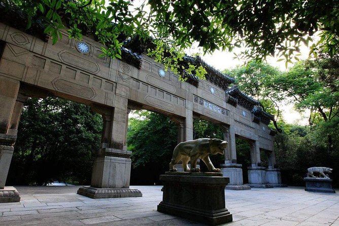 Private Flexible Nanjing City Day Trip from Shanghai by Bullet Train - Ming Xiaoling Tomb beneath Purple Mountain