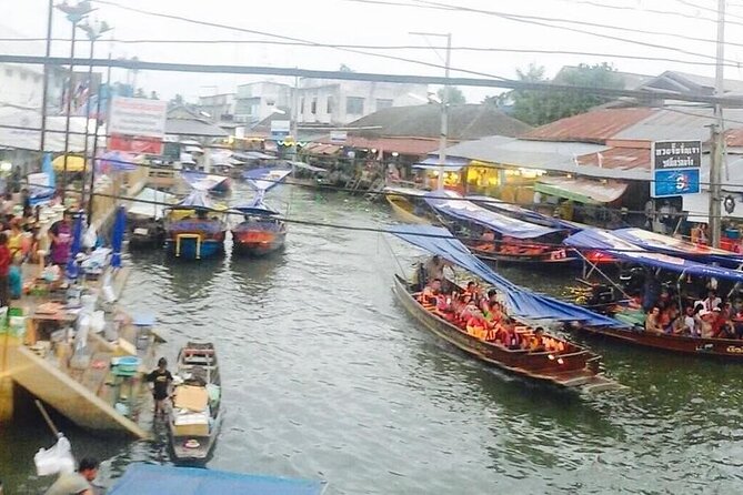 Private Floating Market and Maeklong Railway Market Day Tour - Who will get the most from this six-hour outing