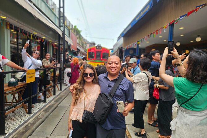 Private Floating Market, Train Market and After Rain Cafe Tour - A two-hour ride through Damnoen Saduak