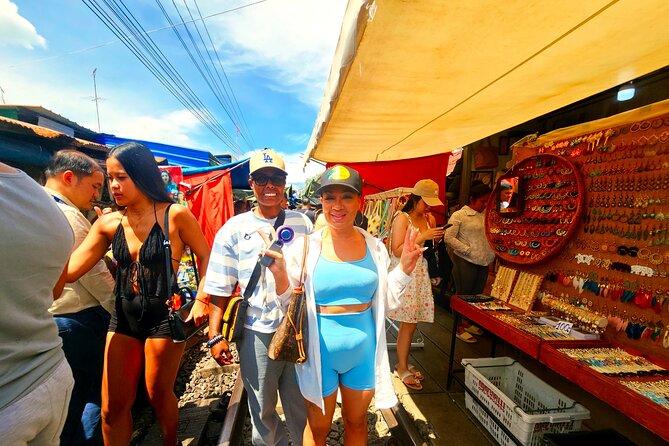 Private Floating Market, Train Market and After Rain Cafe Tour - Who will enjoy this day most