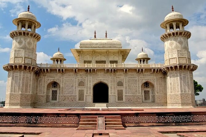 Private Full Day Taj Mahal Luxury Tour By Train From Delhi - Why the train makes Agra possible in one day