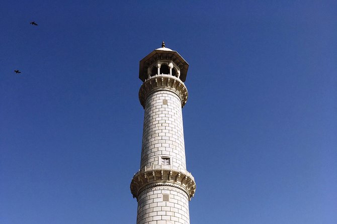 Private Full Day Taj Mahal Tour From Delhi by High Speed Gatiman Express Train - Meeting your guide at Agra Cantt