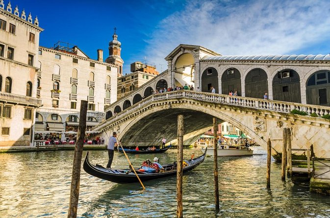 Private Full Day Tour from Milan to Venice with local tour guide and fast train - Key points at a glance