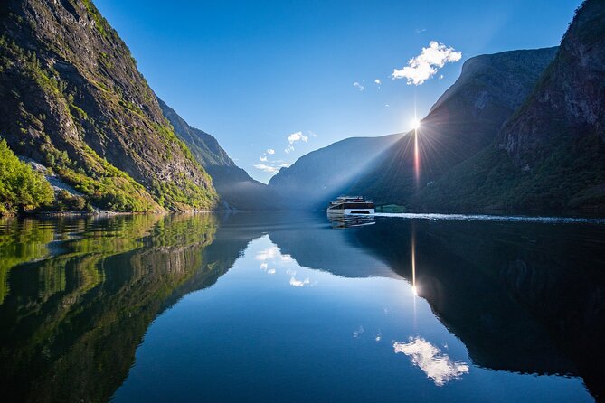 Private Guided Tour to Oslo Nærøyfjord Cruise and Flåm Railway - Key points at a glance