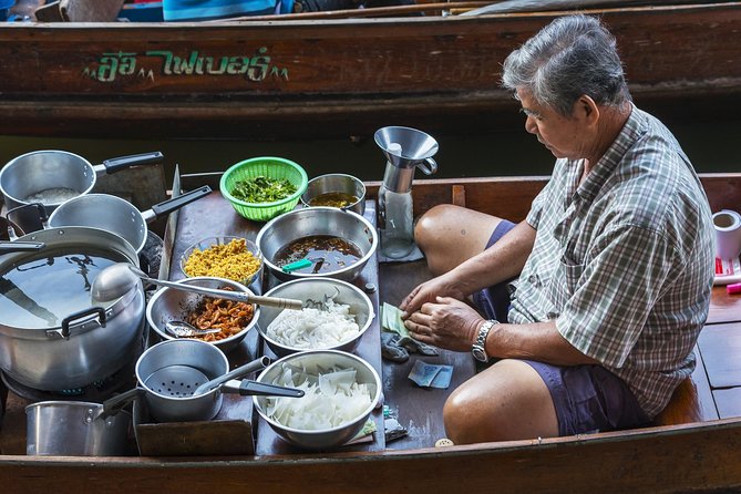 Private Guided Tour to Train Market and Damnoensaduak Floating Market - Practical details before you reserve
