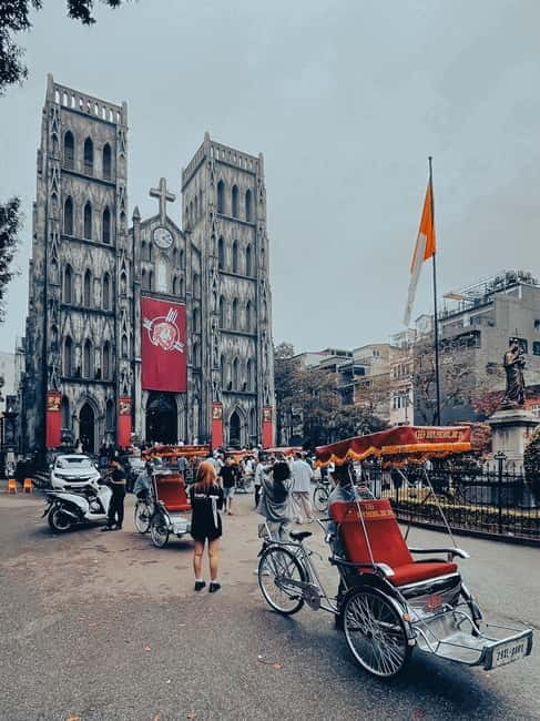 Private Half-Day Hanoi City Tour with Cyclo and Train street - Ma May ancient houses and Hanoi’s older design