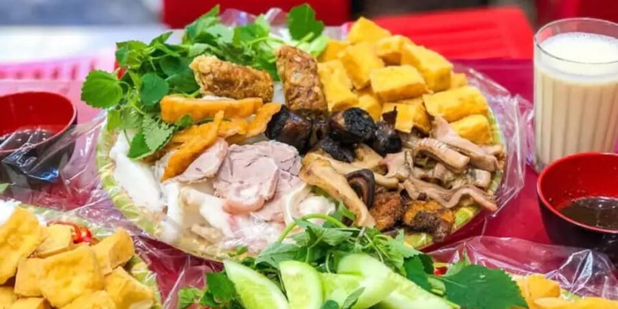 [Private] Hanoi Food Tour with Train Street - Who should book this private Hanoi experience?