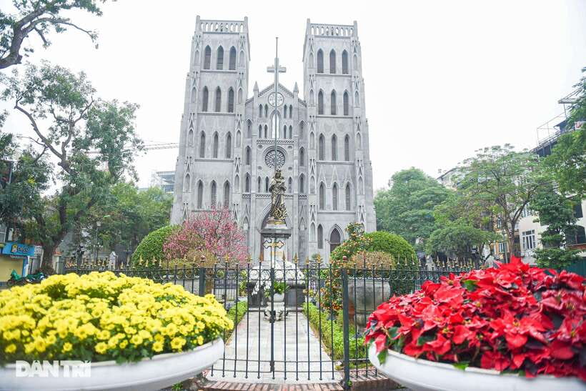 Private Hanoi Walking Tour with visit Train Street - Timing, walking, and the three-hour limit
