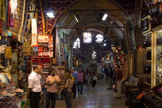 Private & Mini Group Istanbul 7 hours Tour with TRAM. Save time - Two hours at Topkapi Palace