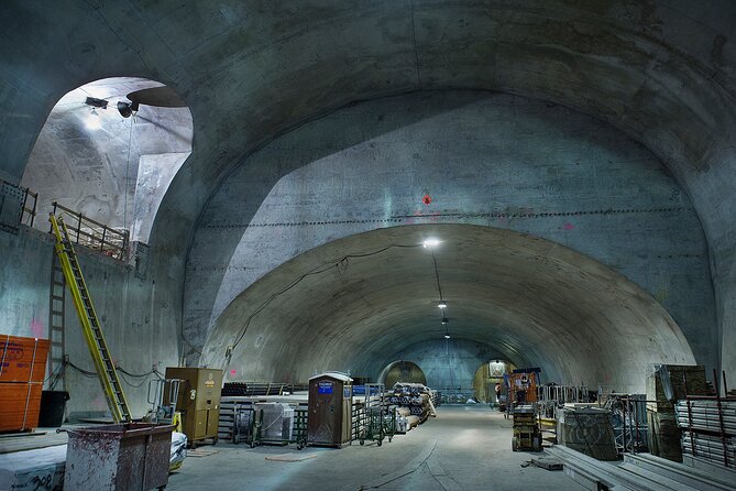 Private New York City Subway Tour with a Local - Starting at Union Square at 12:30 pm