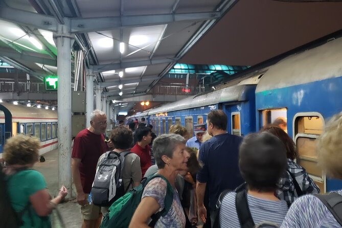 Private Overnight Train Hanoi To Sapa Or Return - What is included inside the compartment
