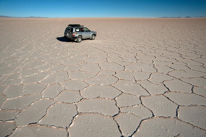 Private Salt Flat Full-Day Tour Including The Cemetery of Trains and Lunch from Uyuni - Why a private Uyuni tour can be worth the price