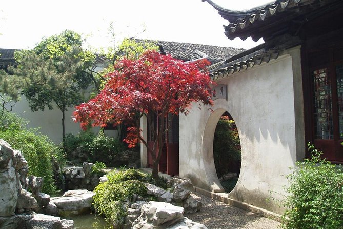 Private Suzhou Day Trip from Shanghai by Bullet Train with All Inclusive Option - What lunch adds to the day