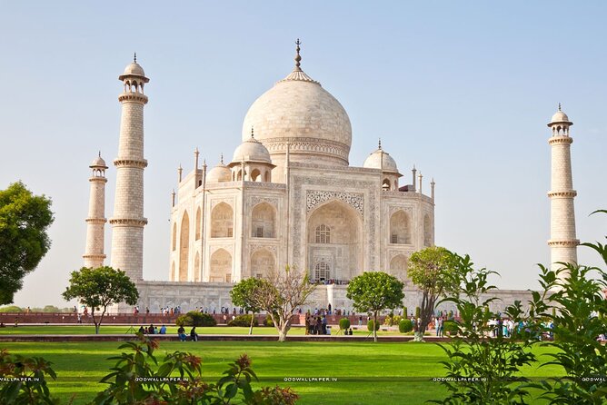 Private Taj Mahal Tour from Delhi by Super-Fast Train - The Taj Mahal in the morning