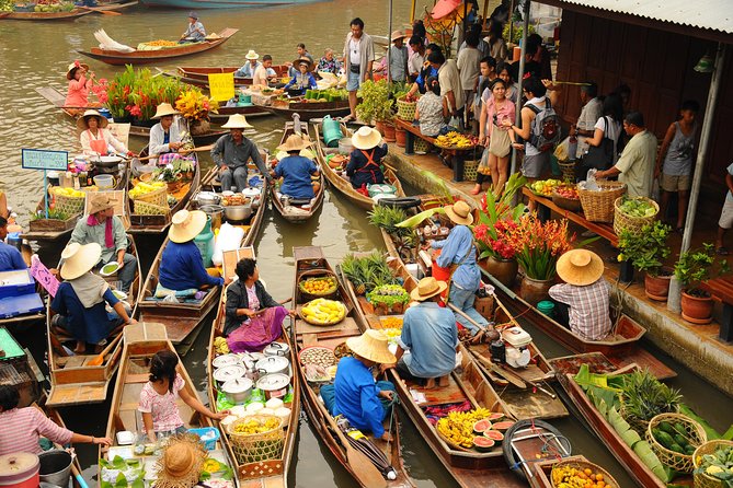 Private Tour: Amphawa Floating Market & Maeklong Railway Market - Why these two markets work well together