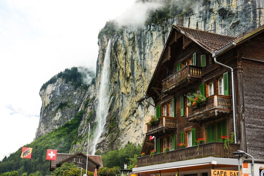 Private Tour from Zurich to Jungfraujoch - The Top of Europe - A private guide can make the difference