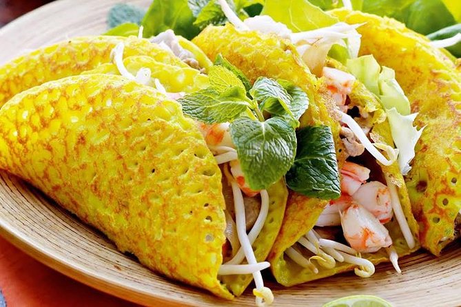 Private Tour: Hanoi Street Foods - Train Street - Hidden Gems - Meeting your guide at the Old House