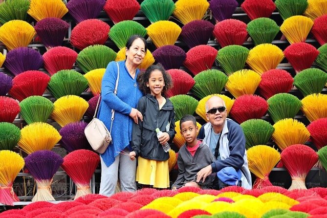 Private Tour Incense Village, Hat village & Train Street Coffee - Guides can make the difference