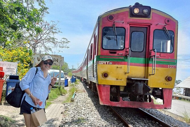 Private Tour Maeklong Railway and Damnoen Saduak Floating Market - Who should book this experience