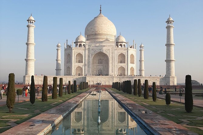 Private Tour of Taj mahal from Delhi by Train in 90 Min - What the private format changes