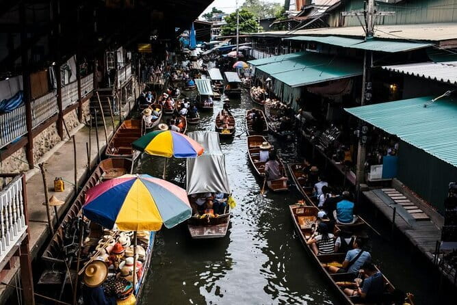 Private Tour to Maeklong Train Market and Floating Market - What the private vehicle changes