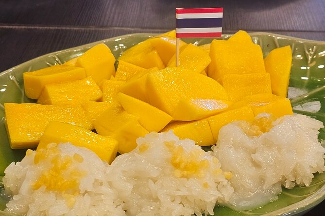 Private Tour to Railway Market, Floating Market And Ayutthaya - The road to Ayutthaya changes the mood