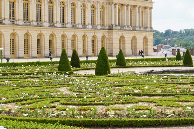Private Tour to Versailles by Train from Paris - Ten minutes in the Hall of Mirrors