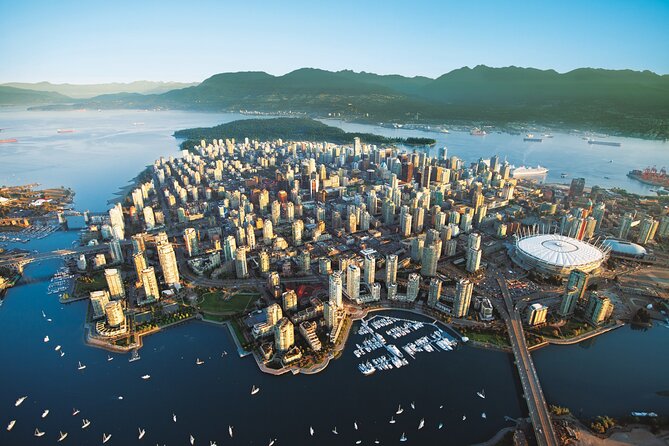 Private Vancouver Airport YVR or Train Stn Transfer to Vancouver - Key Details Before You Book