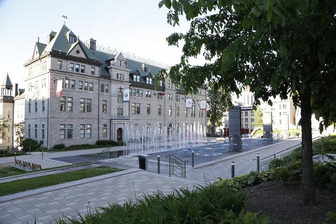 Private Walking Tour of Old Quebec with Funicular - Notre Dame de Quebec and the Upper Town streets
