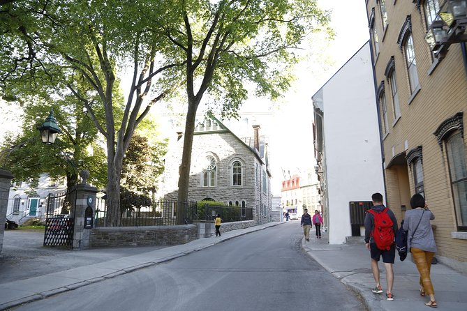 Private Walking Tour of Old Quebec with Funicular - The funicular ride between the two levels