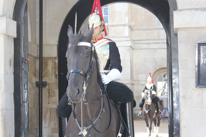 Private Westminster, Whitehall, and Windsor Castle Tour by Train - Buckingham Palace and a shortened Changing of the Guard