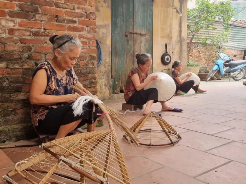 Quang Phu Cau Incense /Hat Village With Train Street 1/2 Day - Quang Phu Cau, where incense becomes a village industry