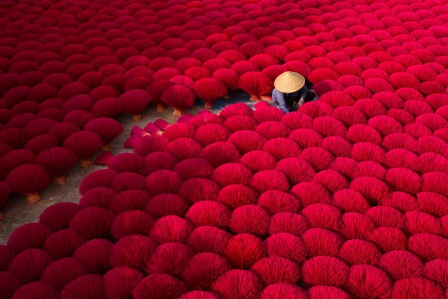 Quang Phu Cau Incense /Hat Village With Train Street 1/2 Day - Inside the largest incense factory in town