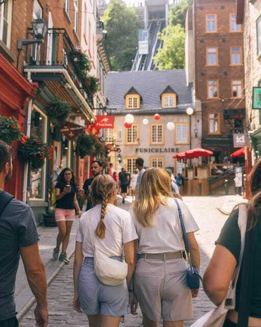 Quebec City: Old Quebec Classic Walking Tour with Funicular - What the guiding is really worth