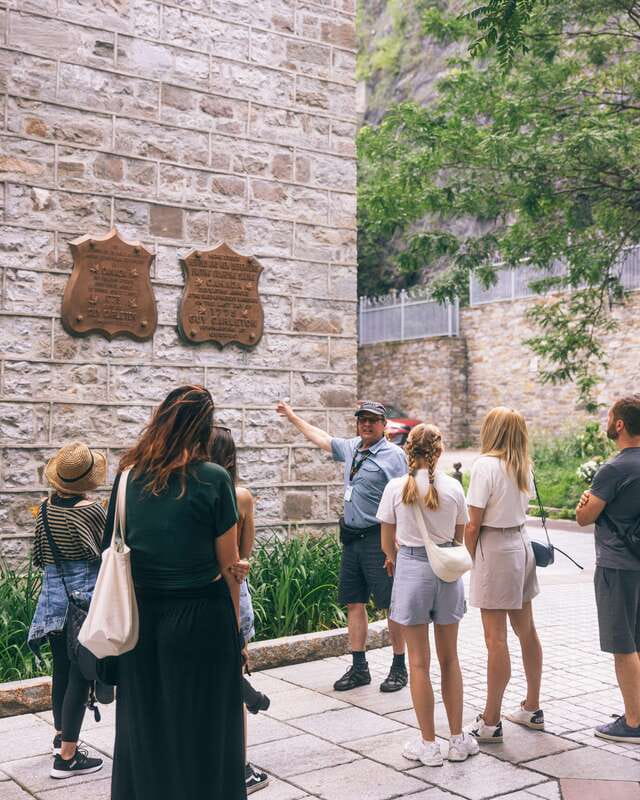 Quebec City Private Walking Tour with Funicular Ride - What the private format is worth at $225