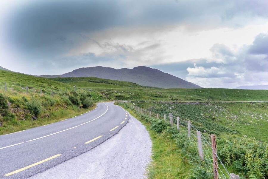 Rail Tour from Dublin: The Ring of Kerry - Photo stops, sheep, and the tourist stops