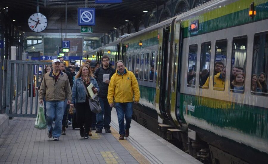 Rail Tour: The Cliffs of Moher & Bunratty Castle Tour - Key points to know before booking