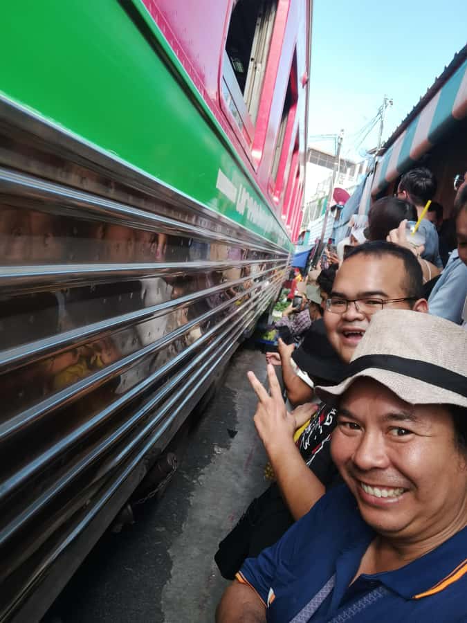 Railway to Waterway: Exploring Railway and Floating Market - Key points to know before booking
