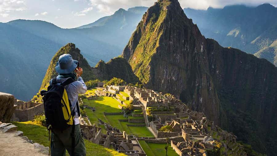 Rainbow Mountain tour and Machu Picchu tour by train - Who should book these two days