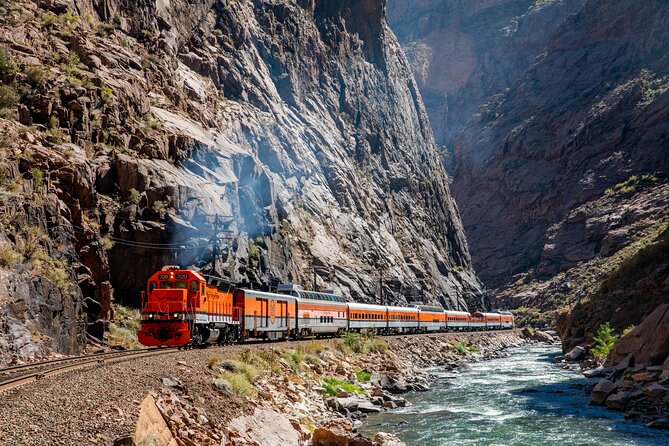 Ride the First Class Lunch Train through the Royal Gorge! - What lunch includes in the Elegant Dining Car