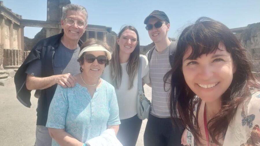 Rome: Pompeii Tour with Wine and Lunch by High Speed Train - FAQ