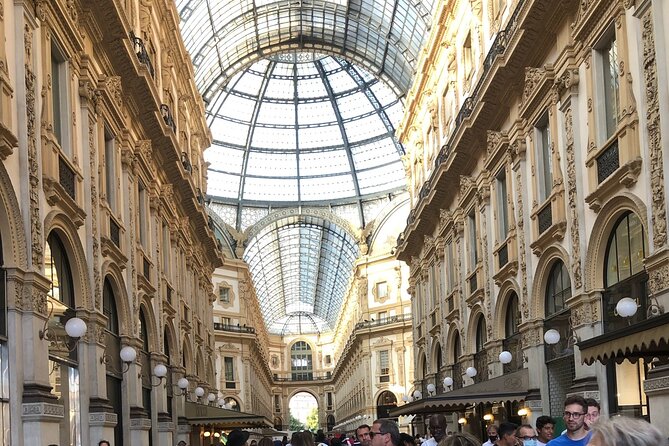Rome to Milan by Rail: Private Day Tour – Art, History & Style - La Scala and Piazza della Scala